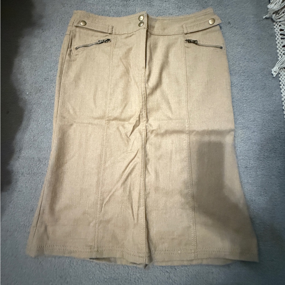 Express Camel A-Line Skirt Size 4 Button Detail Pocket Skirt NWT